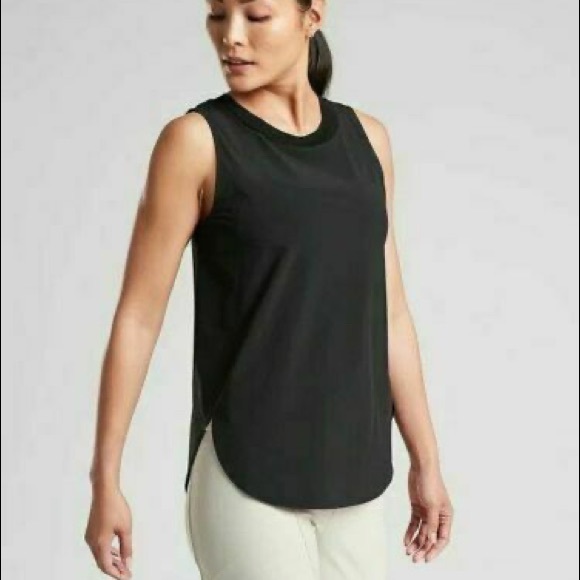 Athleta Tops - NWT Athleta zephyr black tank top small